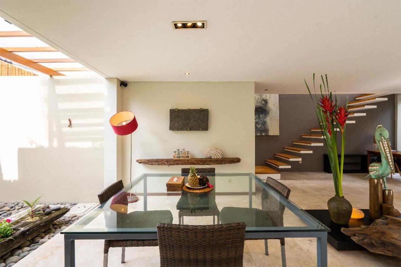 Villa Athena Seminyak  Luaran gambar